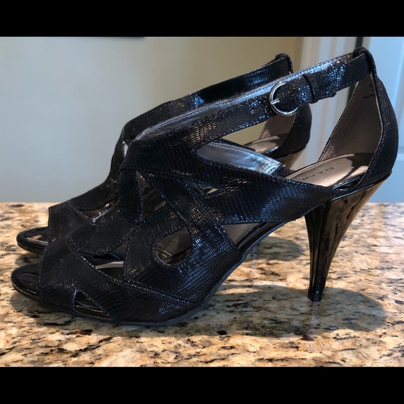 Bandolino women’s heels - Picture 5 of 7